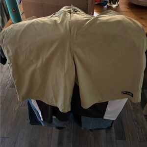 Deep Sea Pealaguc brand fishing shorts size 34 Tan in color very new